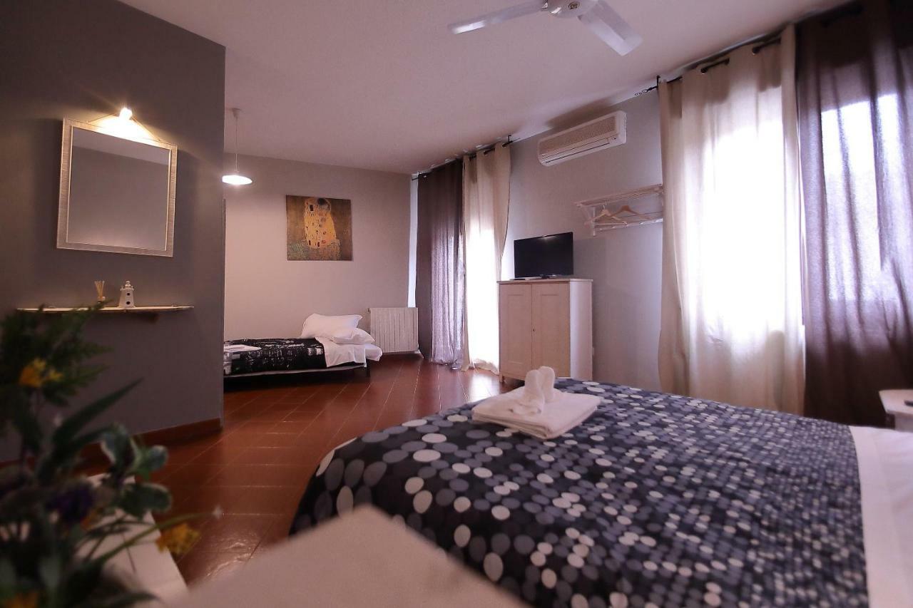פסקיארה דל גארדה Sk Home מראה חיצוני תמונה